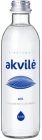 Akvile Agua mineral sin gas en vaso