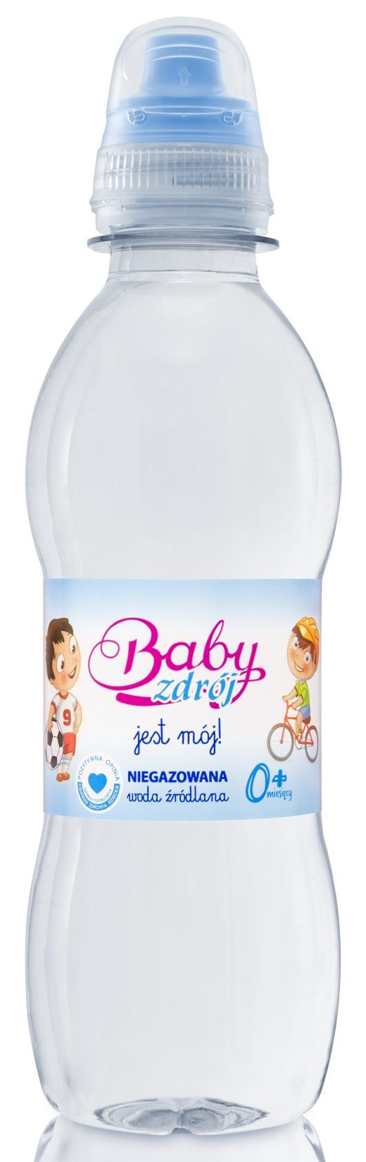 Bébé Spa encore de l'eau pour un garçon