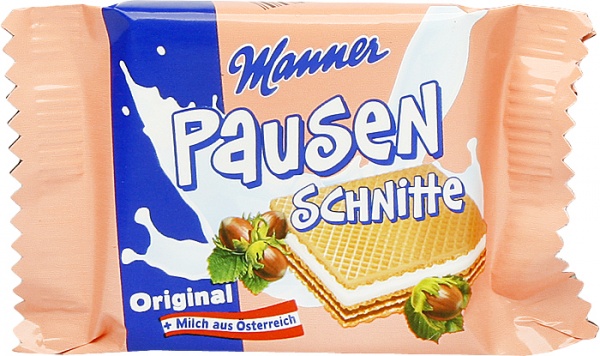 Manner Neapolitaner crispy wafers with peanut filling