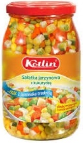 Kotlin vegetable salad with corn