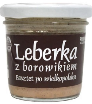 Comida tradicional de Leber con Boletus. Paté en Wielkopolska