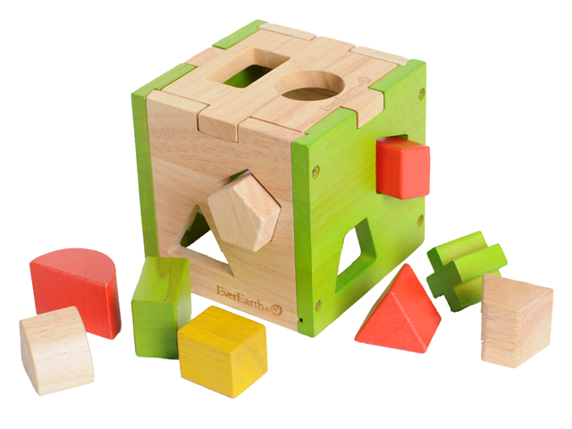 EverEaeth Wooden cube shape sorter