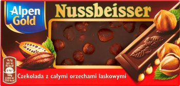 nussbeisser chocolat noir avec des noisettes entières