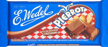 e Pierrot milk chocolate filled with nuts